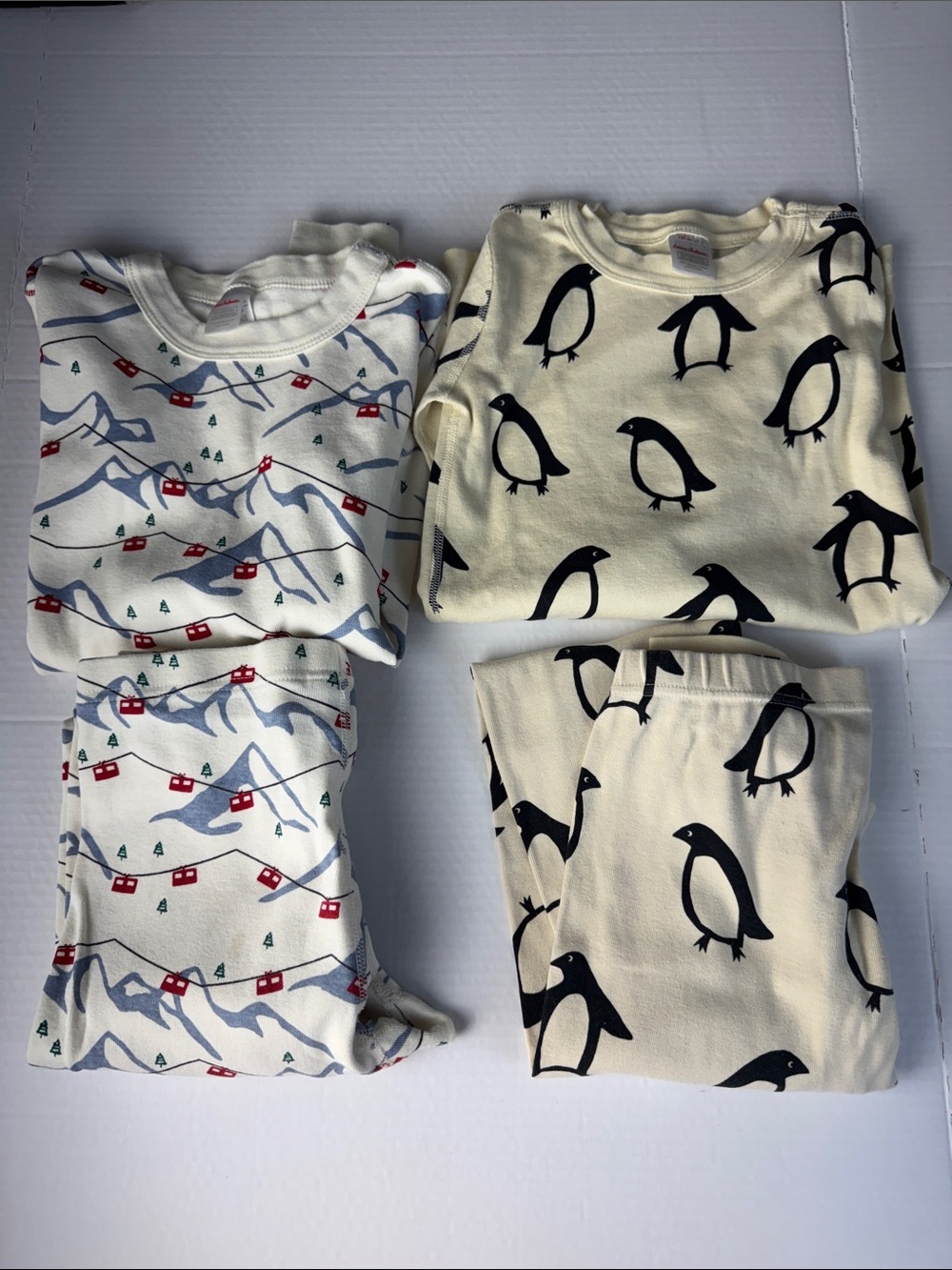 Hanna Anderson Kids Penguin & ski lift Mountain Print Pajama Sets - size 12